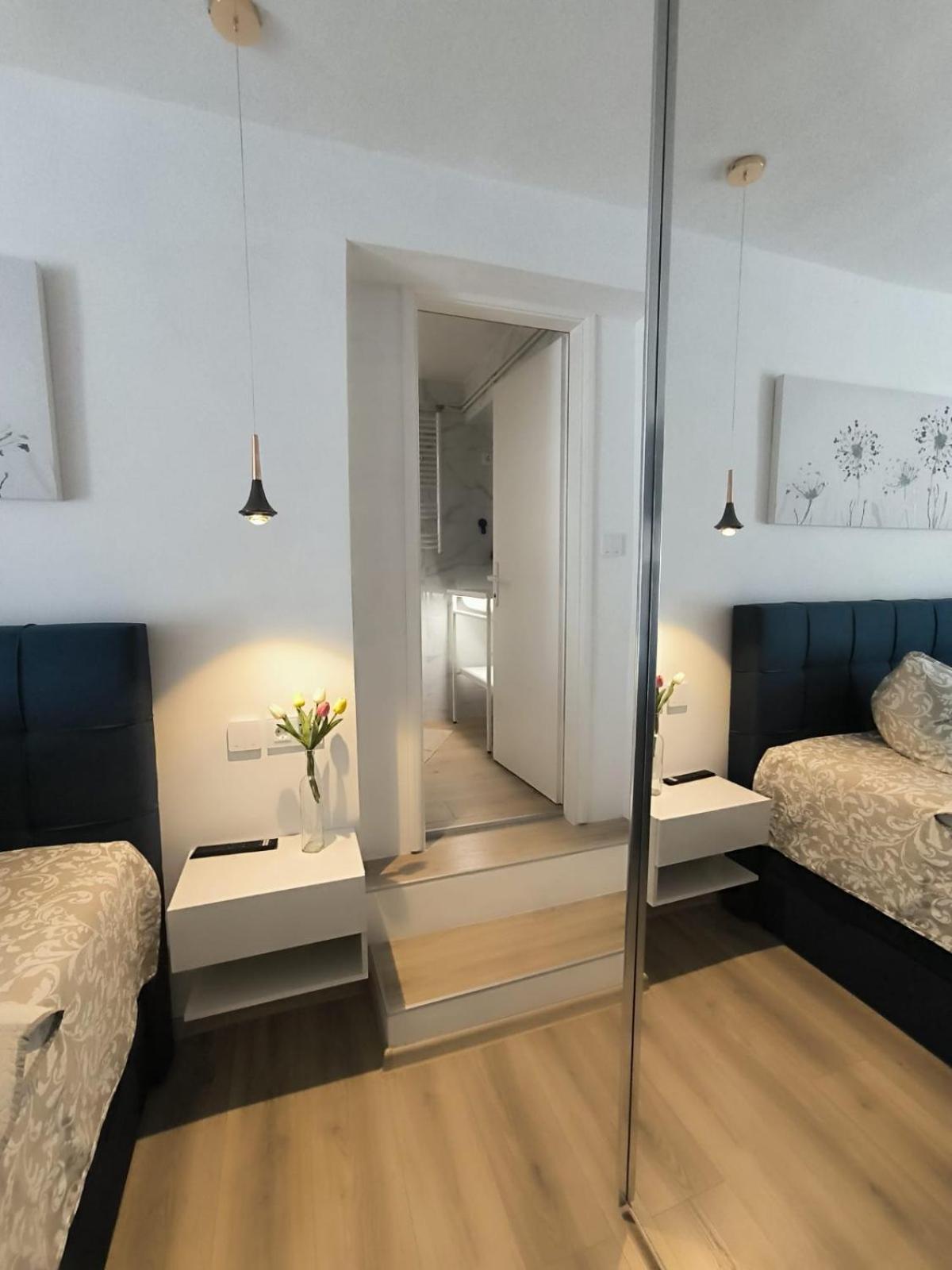 Apartment And Room Hudoletnjak سيلو الغرفة الصورة